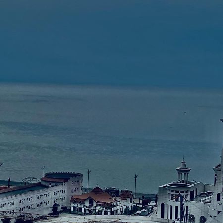 Apartment Black Sea Side Μπατούμι Εξωτερικό φωτογραφία
